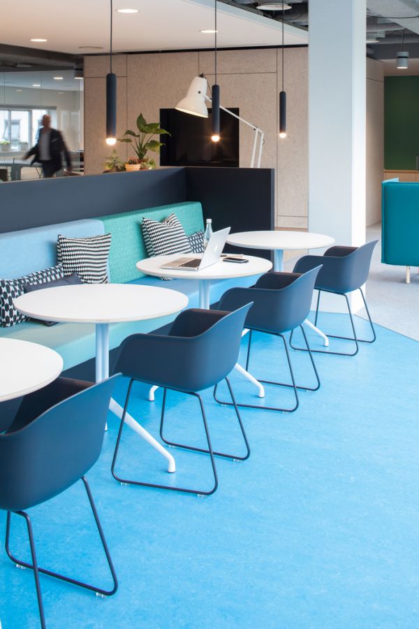 為什么上海辦公室設計中冷暖色調要合理搭配？