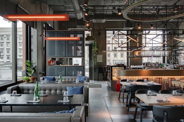 辦公室裝修設計的工業風餐廳打造