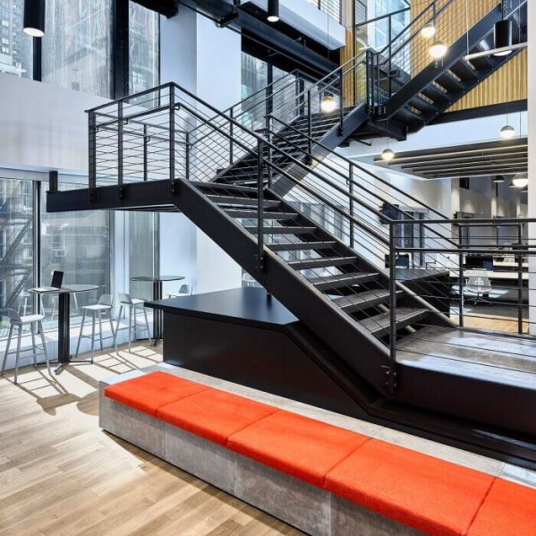 辦公室設(shè)計中小裝飾發(fā)揮的作用