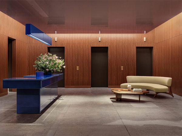 一間現(xiàn)代風(fēng)格的辦公室設(shè)計特點(diǎn)